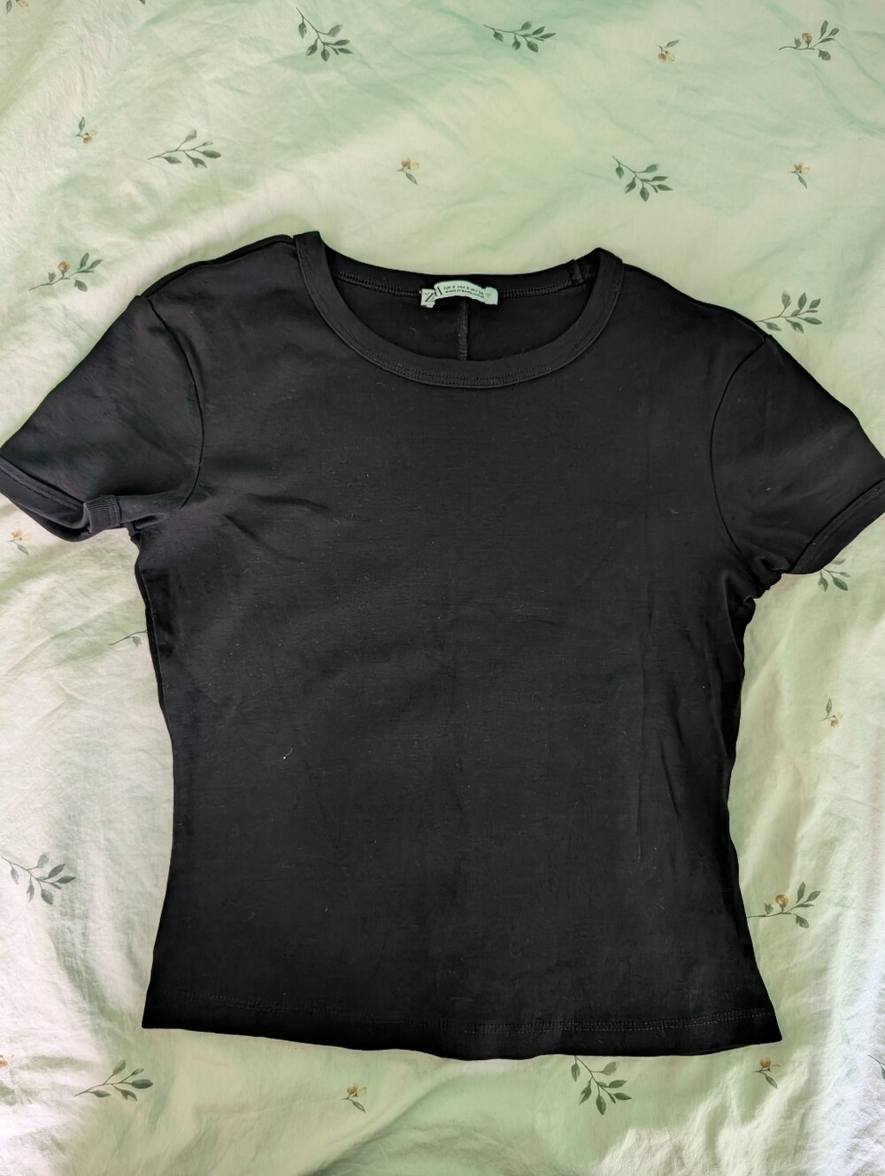 Zara Short Black T-shirt - Small